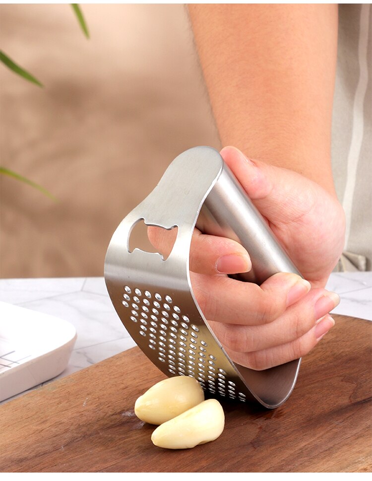 stainless-household-manual-garlic-press-device. jpg